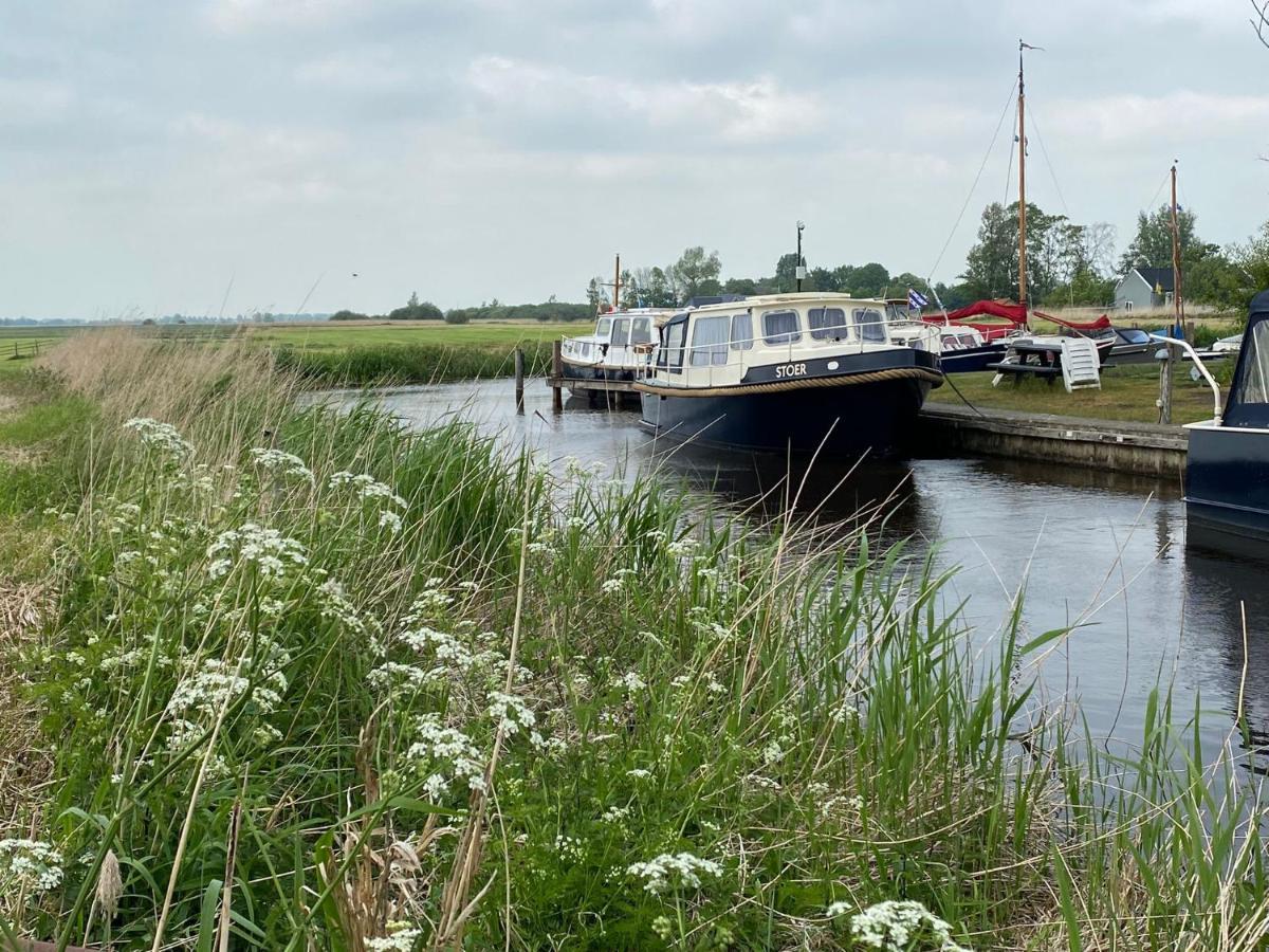 Boat Stoer - Inclusief Sloep Hotel Jutrijp Bagian luar foto