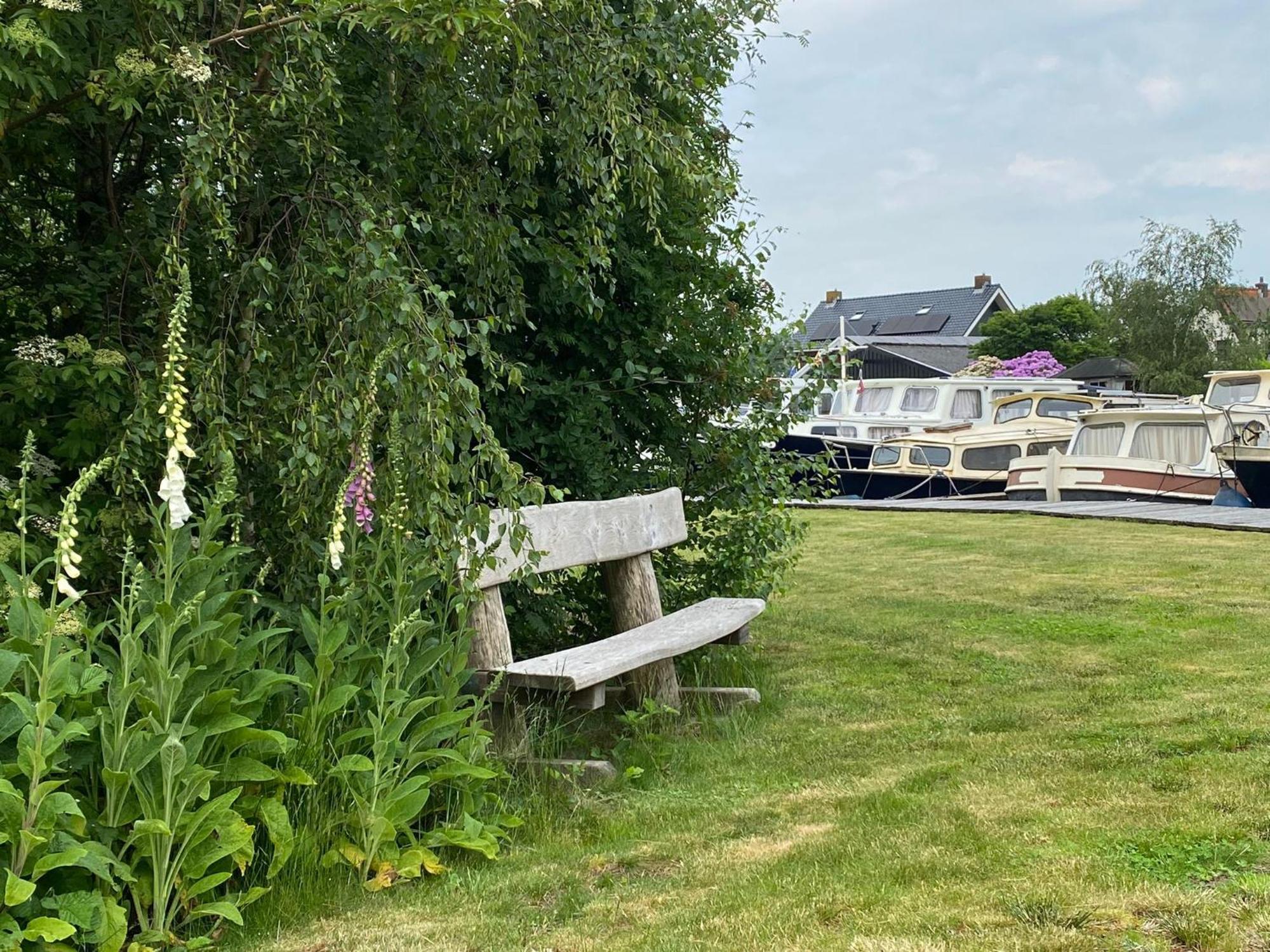 Boat Stoer - Inclusief Sloep Hotel Jutrijp Bagian luar foto