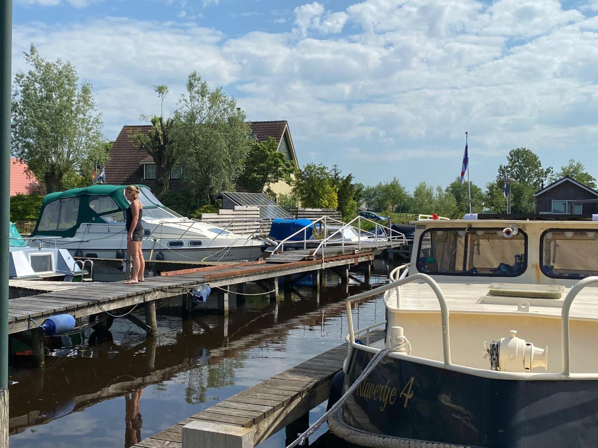 Boat Stoer - Inclusief Sloep Hotel Jutrijp Bagian luar foto