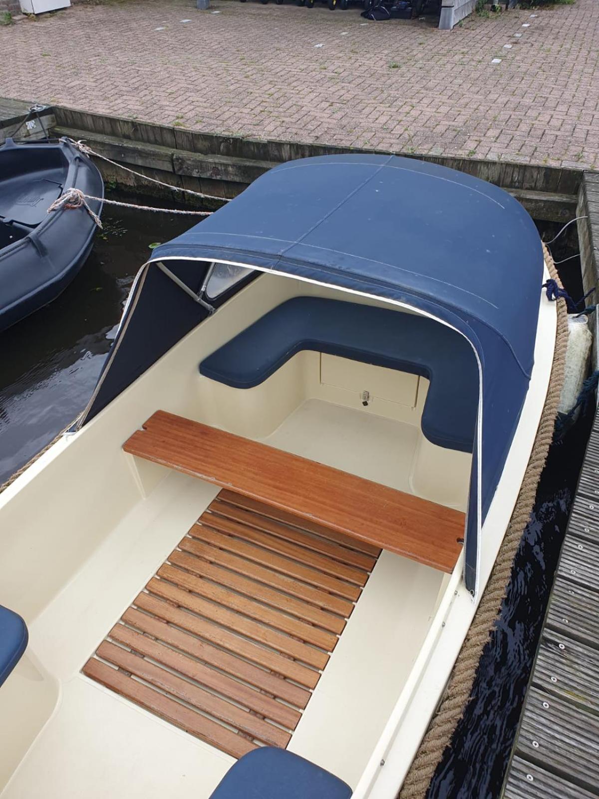 Boat Stoer - Inclusief Sloep Hotel Jutrijp Bagian luar foto